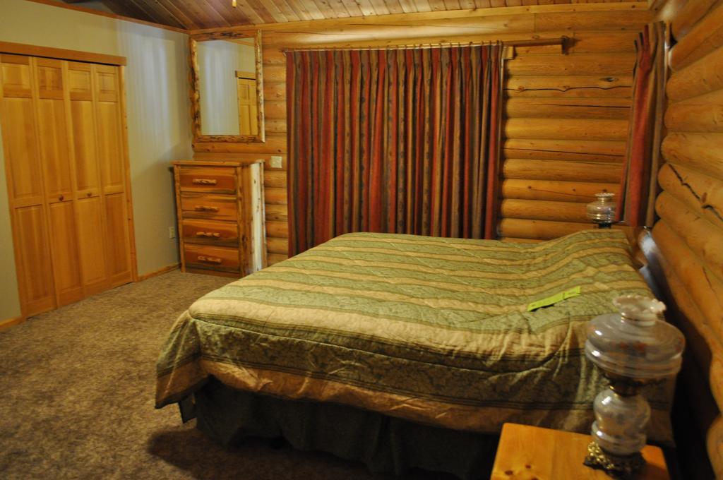 320 Guest Ranch Villa Gallatin Gateway Værelse billede