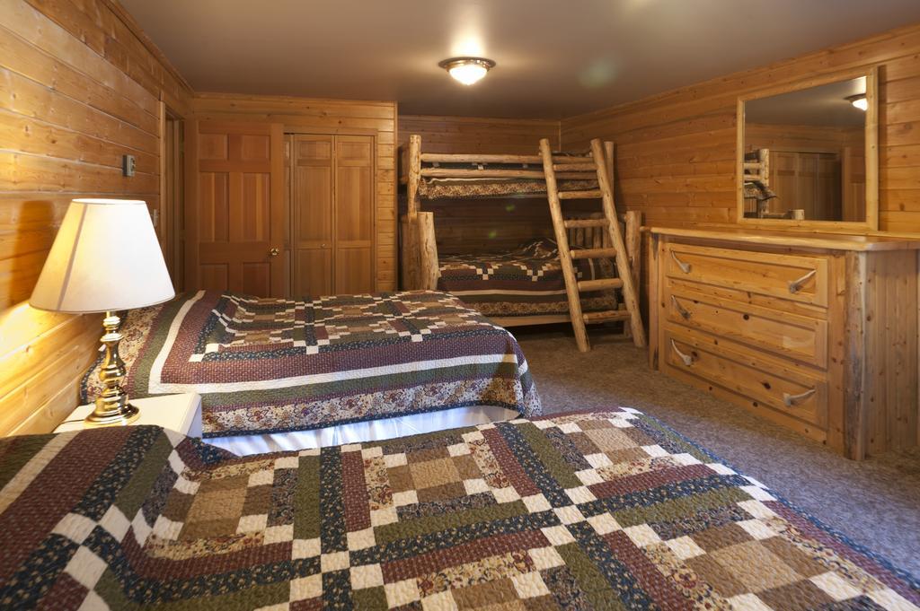 320 Guest Ranch Villa Gallatin Gateway Værelse billede